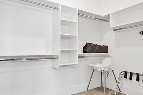 20 At Bloomington Country Club 3 Bedroom Condo by RedAwning