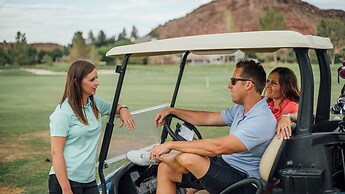 20 At Bloomington Country Club 3 Bedroom Condo by RedAwning