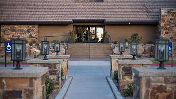 20 At Bloomington Country Club 3 Bedroom Condo by RedAwning