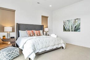 20 At Bloomington Country Club 3 Bedroom Condo by RedAwning