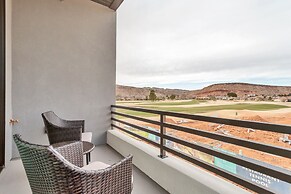 20 At Bloomington Country Club 3 Bedroom Condo by RedAwning