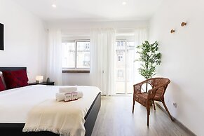 Almirante Balcony By Homing