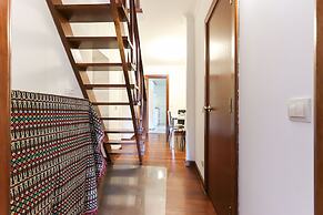 Av. Liberdade Duplex By Homing