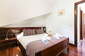 Av. Liberdade Duplex By Homing