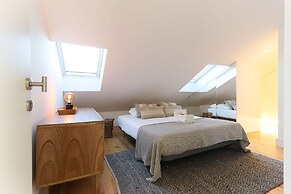 Marques De Pombal Duplex With Terrace By Homing