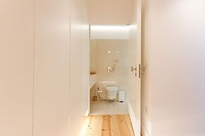 Marques De Pombal Duplex With Terrace By Homing