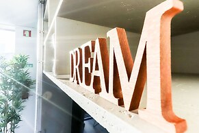 Marques De Pombal Duplex With Terrace By Homing