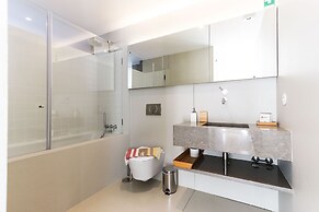 Marques De Pombal Duplex With Terrace By Homing