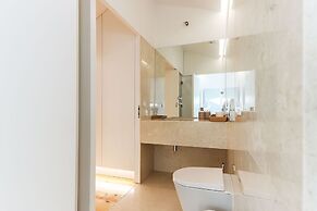 Marques De Pombal Duplex With Terrace By Homing