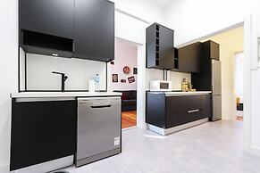 Rato Design With Terrace By Homing