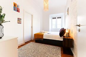 Rato Design With Terrace By Homing