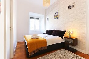 Rato Design With Terrace By Homing