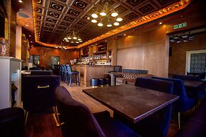 The Hadley Hotel