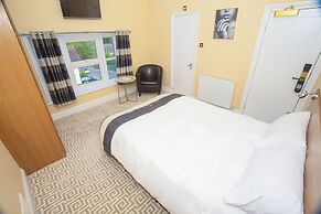 The Hadley Hotel