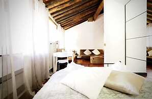 Romantica Mansarda di Mascherona