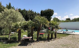 Aux Belles Vacances- Adult Only