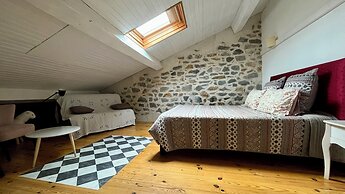 Aux Belles Vacances- Adult Only
