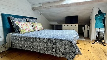 Aux Belles Vacances- Adult Only