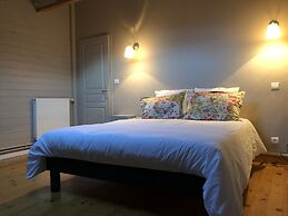 Aux Belles Vacances- Adult Only