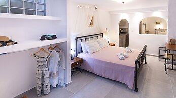 Vassilia on the beach Serifos