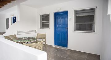 Vassilia on the beach Serifos