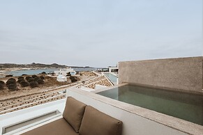 Domes White Coast Milos, Small Luxury Hotels of the World – Adults Onl