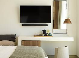 Domes White Coast Milos, Small Luxury Hotels of the World – Adults Onl