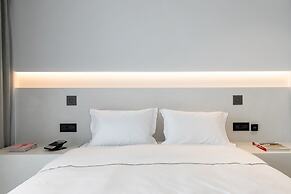 Domes White Coast Milos, Small Luxury Hotels of the World – Adults Onl