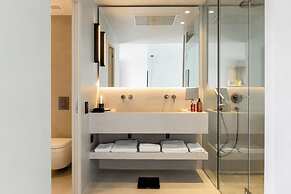 Domes White Coast Milos, Small Luxury Hotels of the World – Adults Onl