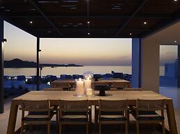 Domes White Coast Milos, Small Luxury Hotels of the World – Adults Onl