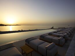 Domes White Coast Milos, Small Luxury Hotels of the World – Adults Onl