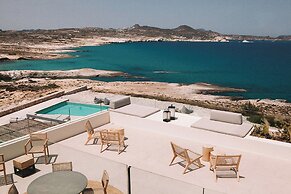 Domes White Coast Milos, Small Luxury Hotels of the World – Adults Onl