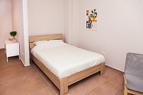 Cozy Studio Athens Downtown - Sleeps 3