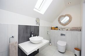 Pinewood Cottage