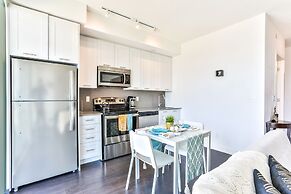 Modern Condo in Historic Fort York