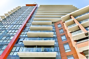 Modern Condo in Historic Fort York