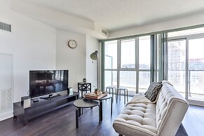 Modern Condo in Historic Fort York