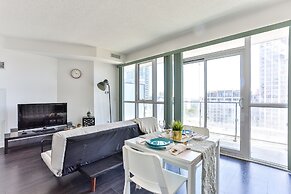 Modern Condo in Historic Fort York