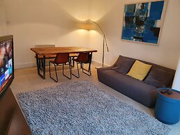 Stylish 3 Bed Apartment in Bristol