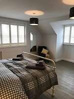 High Specification Coach House, Ebford