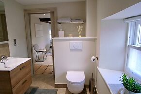 Stylish Wells Penthouse With Cathedral Views