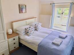 Idyllic Riverside Cottage in Dorset