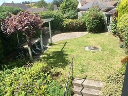 Idyllic Riverside Cottage in Dorset