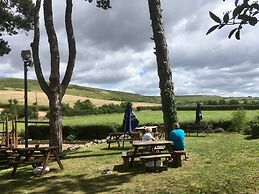 Idyllic Riverside Cottage in Dorset