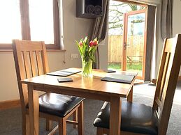 Abbey View Cottage - Scandi Spa Hot Tub