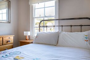 Central Dartmouth Townhouse