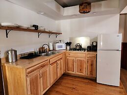 Magnolia Streamside Resort