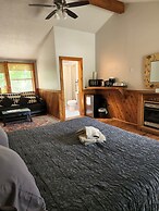 Magnolia Streamside Resort