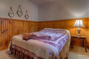 Magnolia Streamside Resort