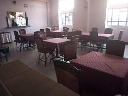 Summer Springs Hotel